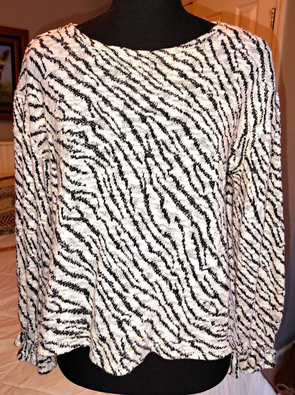 Sharagano Black & White Zebra Animal Print Knit Boat Neck Sweater S Ruffle